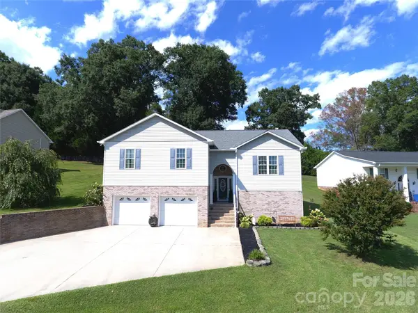 2135 Olde Farm Road Se, Hudson, NC 28638