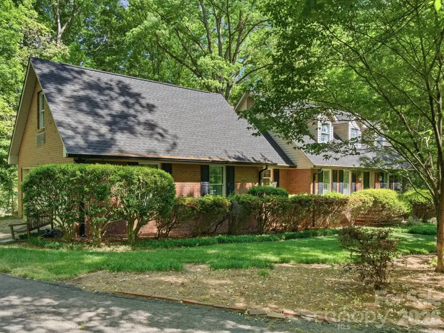 8407 Pompano Road, Harrisburg, NC 28075 - #2