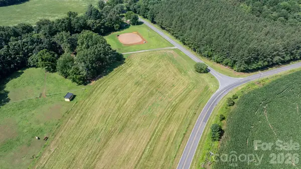 594 Rash Road, Olin, NC 28660