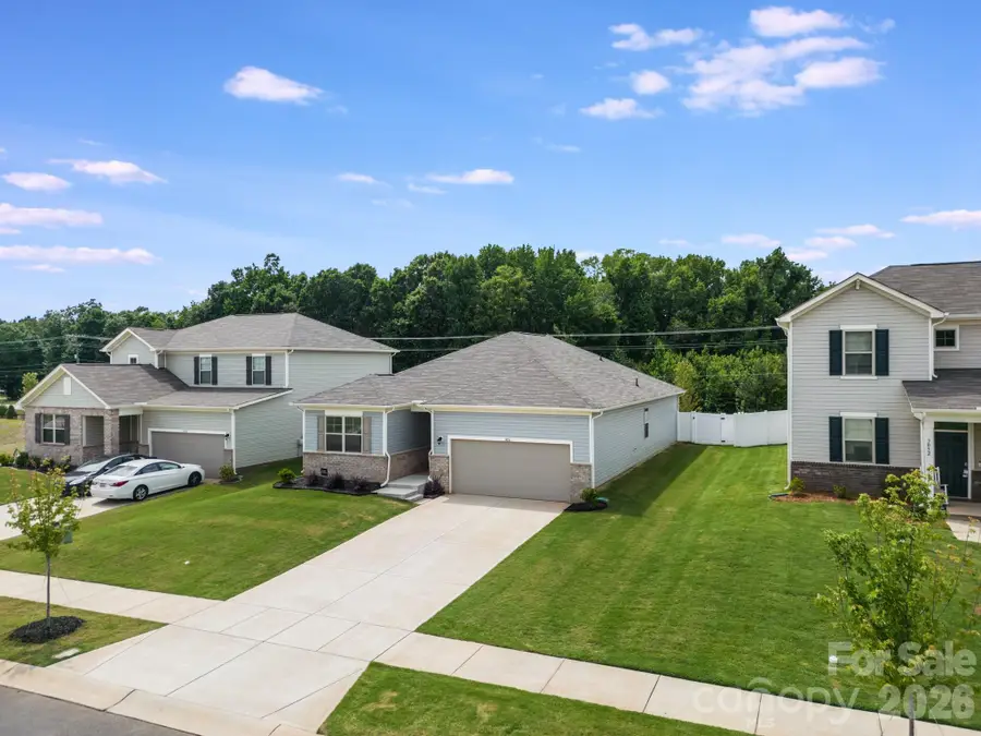 3036 Bluff Hill Lane, Charlotte, NC 28215 - #2