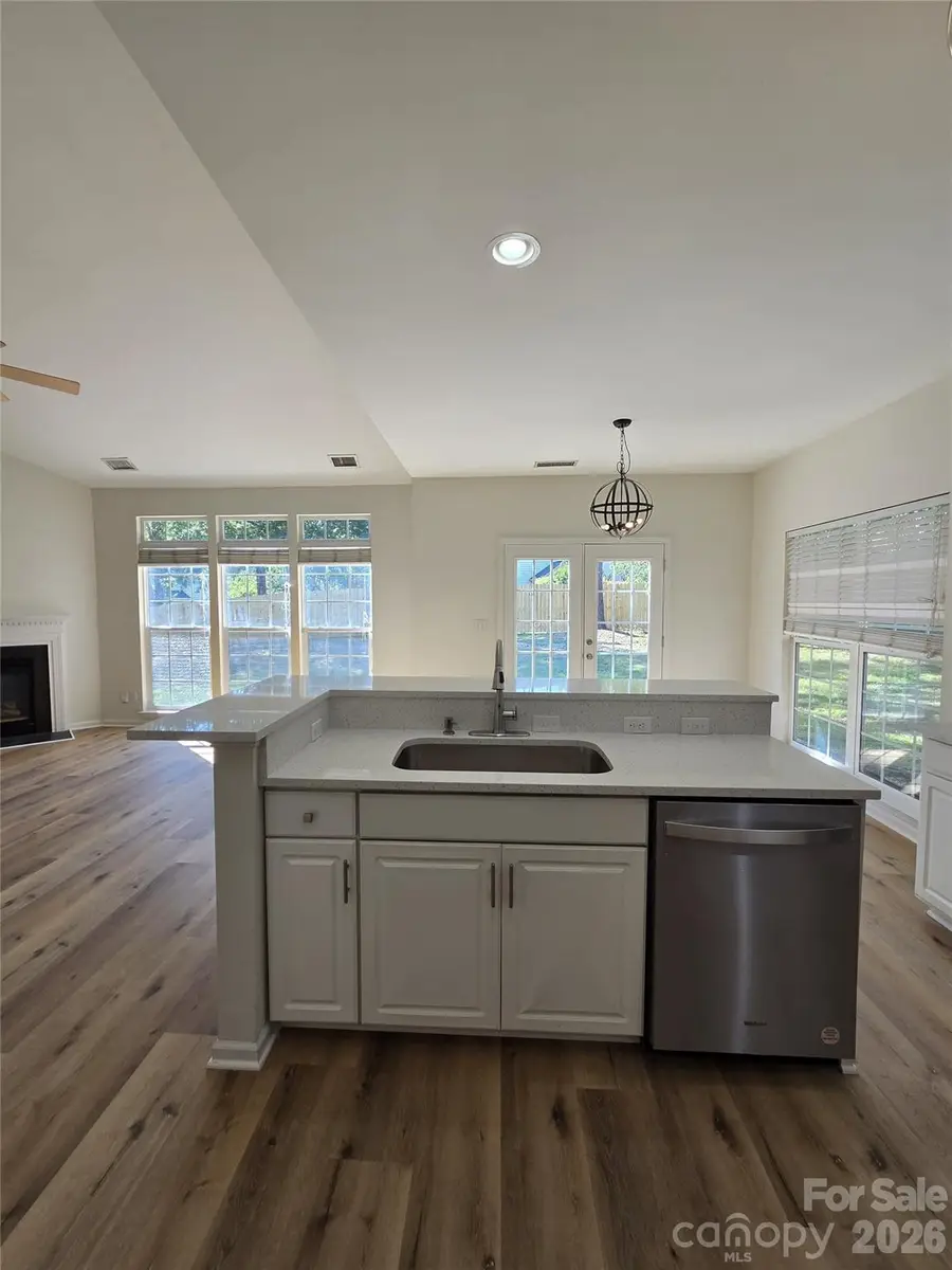8800 Cavonnier Lane, Charlotte, NC 28216 - #3