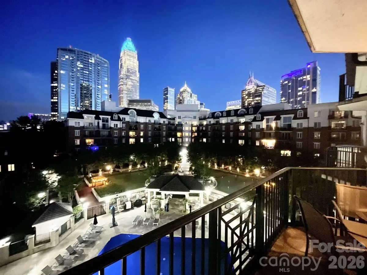 300 W 5th Street, Charlotte, NC 28202 - #1