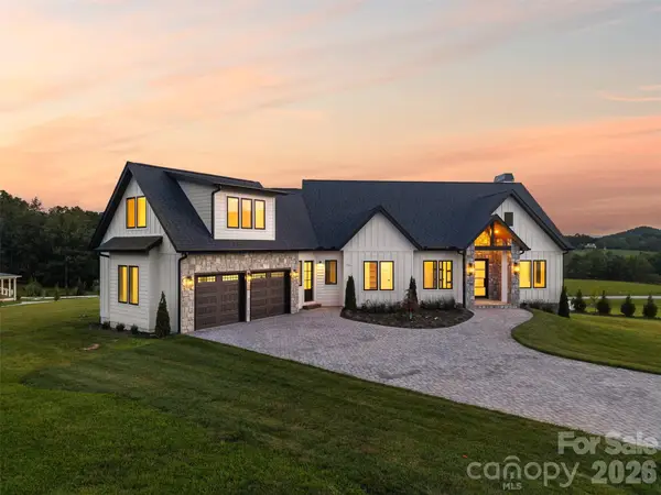 133 Golden Pasture Drive, Fletcher, NC 28732