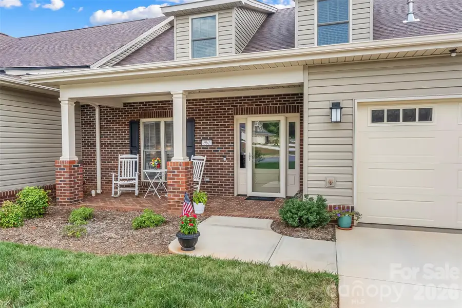962 Trial Place, Newton, NC 28658 - #2