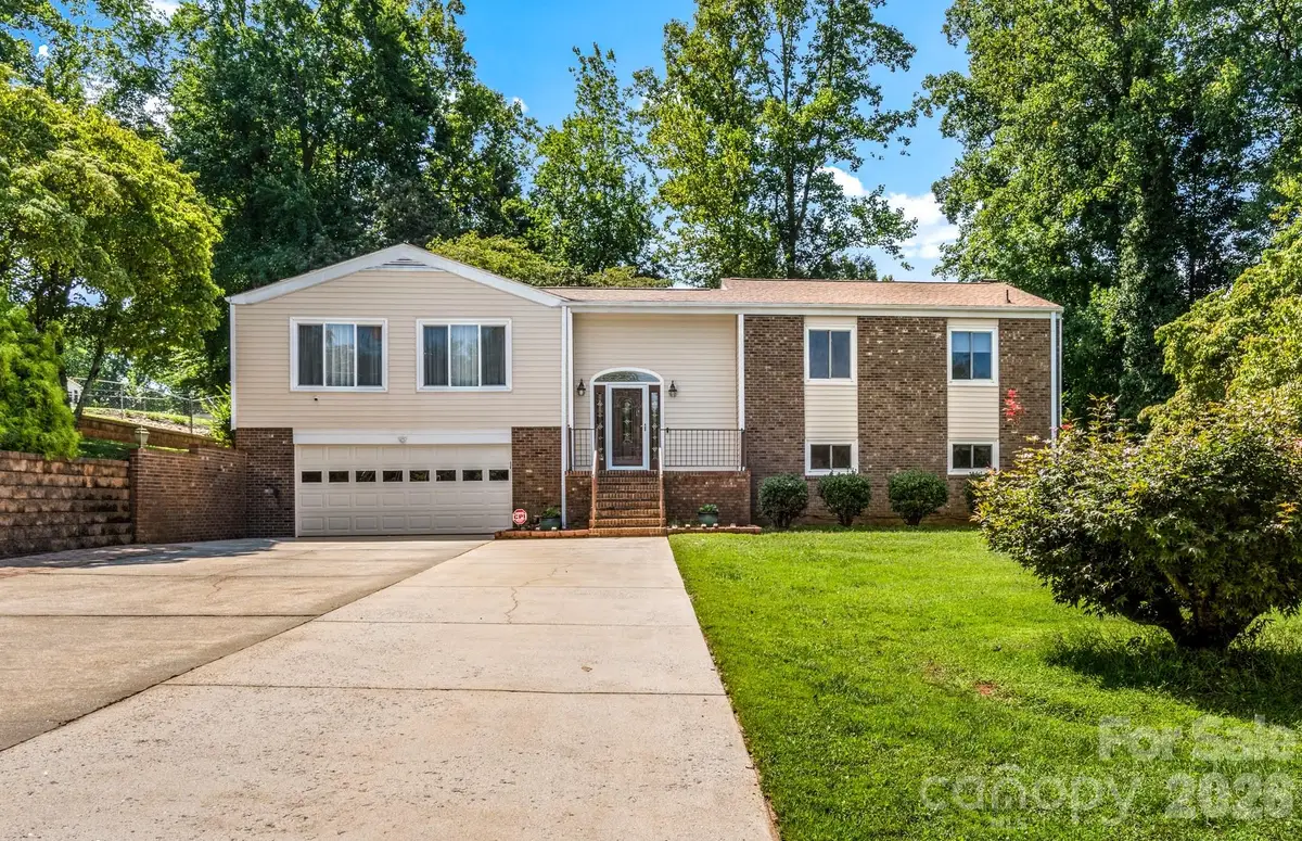 223 Vandyke Street, Kernersville, NC 27284 - #1