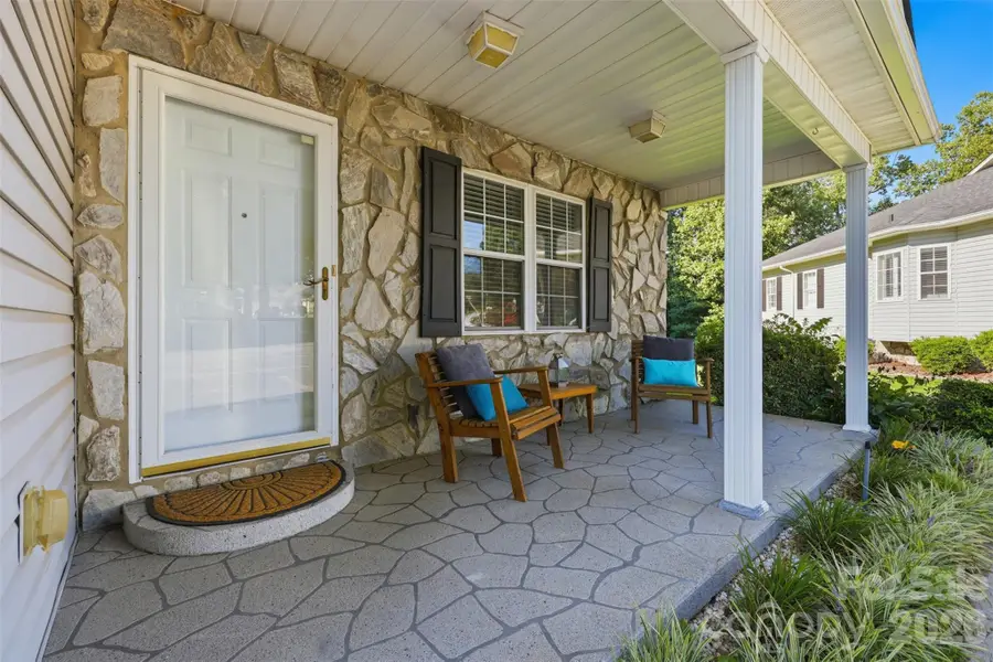 351 School Drive, Taylorsville, NC 28681 - #3