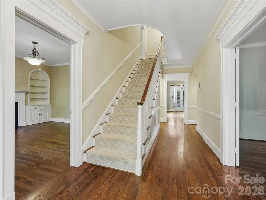 2035 Pinewood Circle, Charlotte, NC 28211 - #2