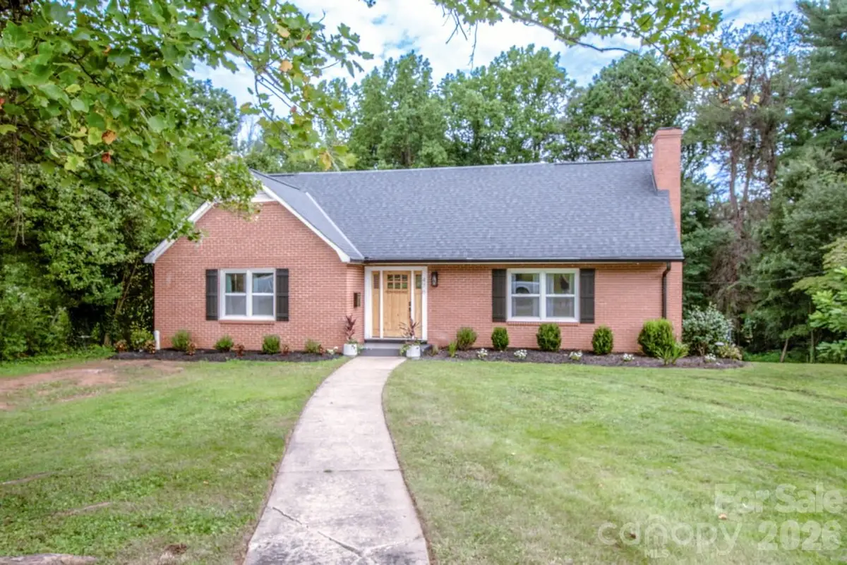 476 Summit Avenue, Statesville, NC 28677 - #1
