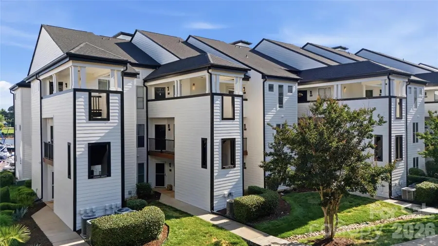 18705 Vineyard Point Lane #18705, Cornelius, NC 28031 - #2