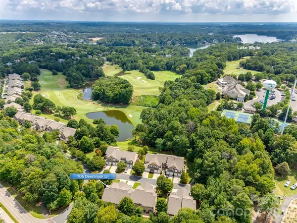 706 Deerbrook Lane, Tega Cay, SC 29708