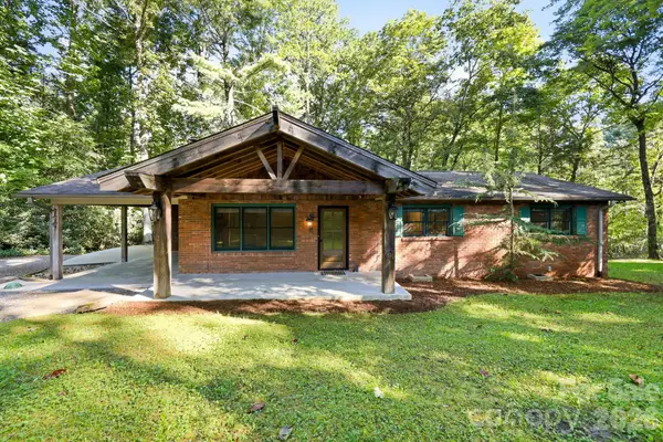 151 Ridgewood Acres Drive, Hendersonville, NC 28792