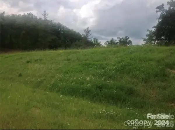 000 Roca Vista Drive #533, Lenoir, NC 28645