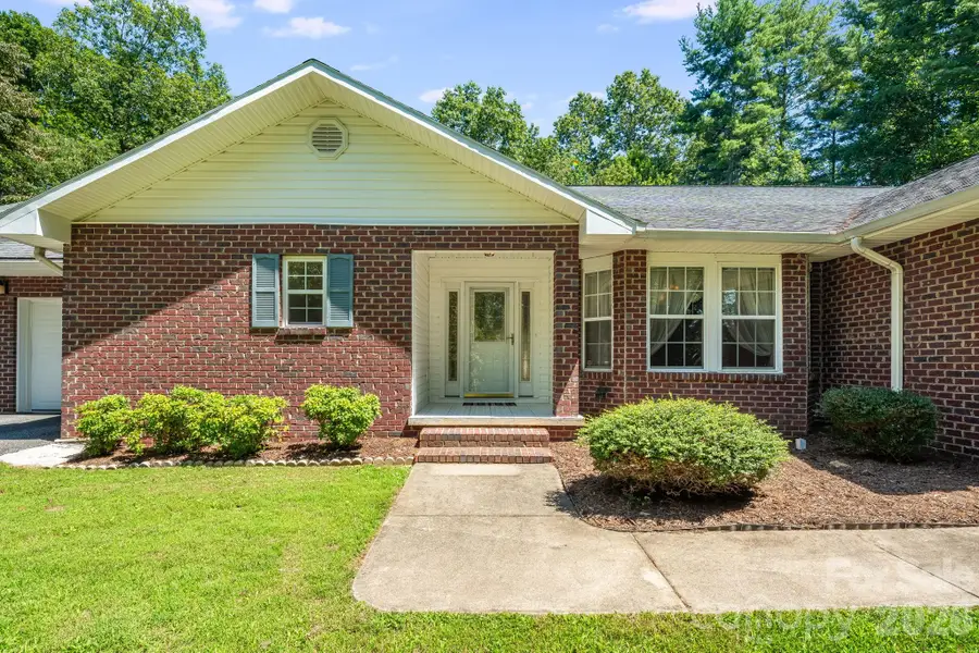 225 Arbor Lane, Hendersonville, NC 28791 - #2