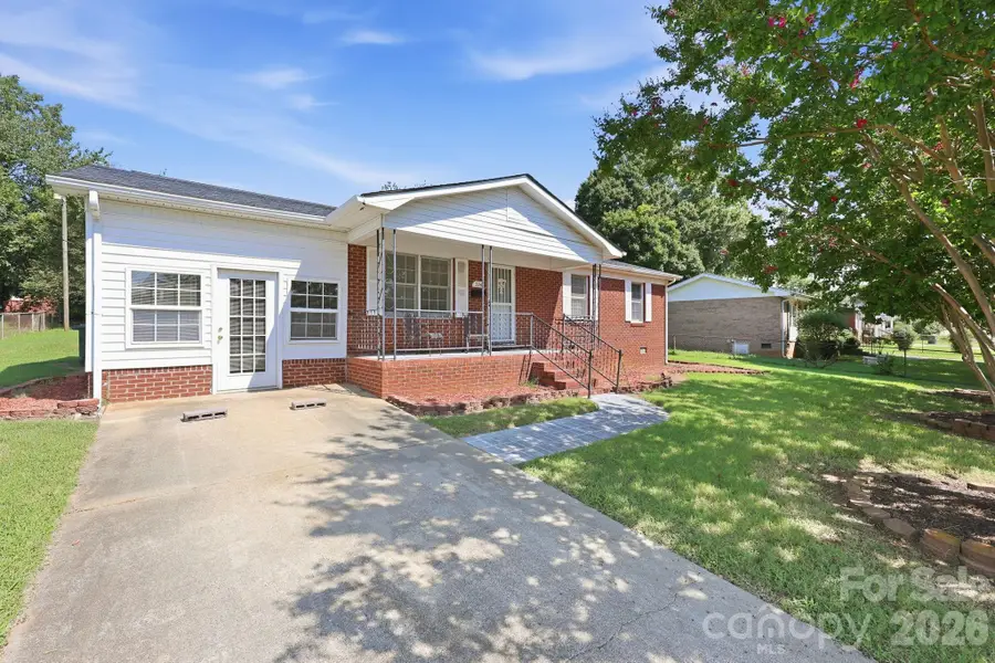 534 S Martin Luther King Jr Avenue, Salisbury, NC 28144 - #2