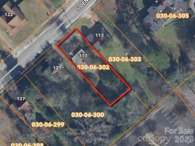 121 S Dennis Avenue, Bishopville, SC 29010 - #3