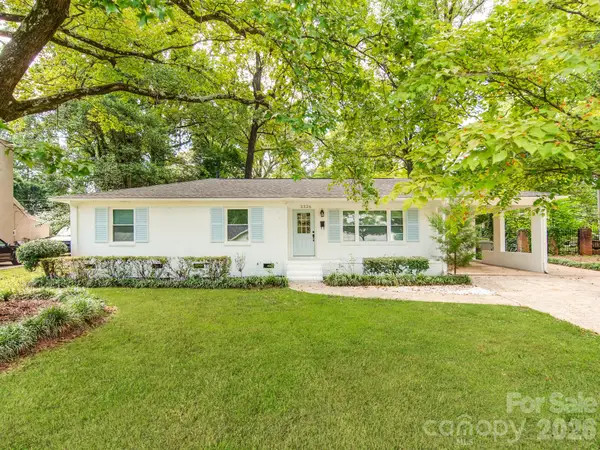 3326 Bonneville Drive, Charlotte, NC 28205