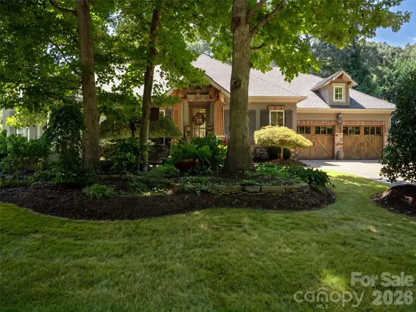 54 Mountain Drive, Biltmore Lake, NC 28715