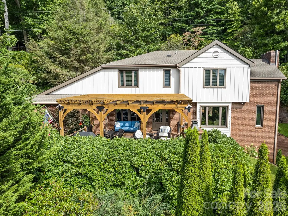 474 Scenic Circle, Waynesville, NC 28786 - #1