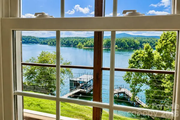 501 Lake Club Drive, Nebo, NC 28761