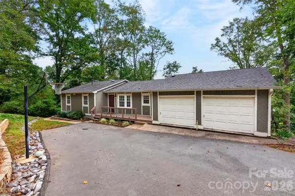 126 Pine Hill Drive, Swannanoa, NC 28778