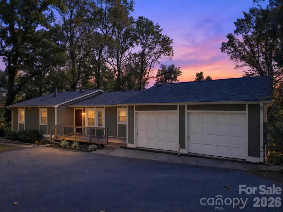 126 Pine Hill Drive, Swannanoa, NC 28778 - #2