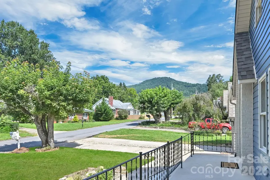 34 Long View Drive, Burnsville, NC 28714 - #3
