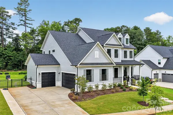 14109 White Gardens Lane, Huntersville, NC 28078