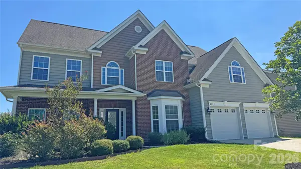 2082 Feldspar Drive, Davidson, NC 28036