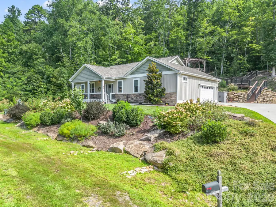 39 Village Overlook Loop, Swannanoa, NC 28778 - #2