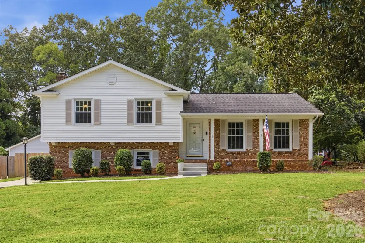 1724 Delchester Drive, Charlotte, NC 28210 - #1