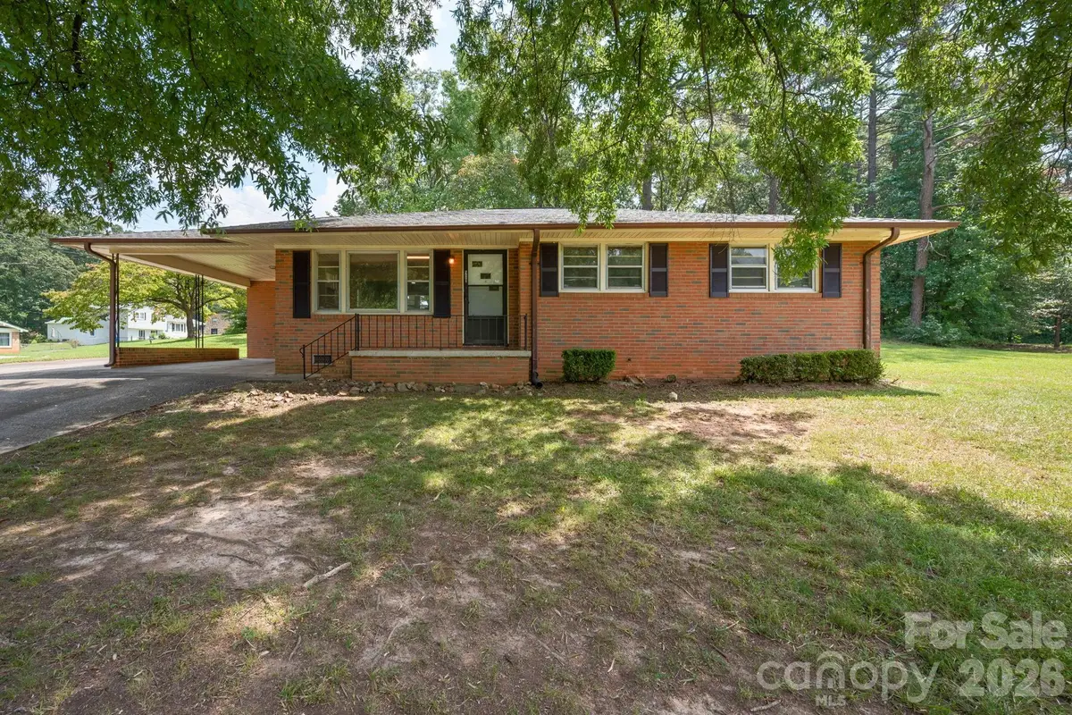 901 S 10th Street, Bessemer City, NC 28016 - #1