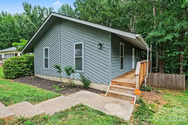 8163 Walnut Creek Lane, Charlotte, NC 28227