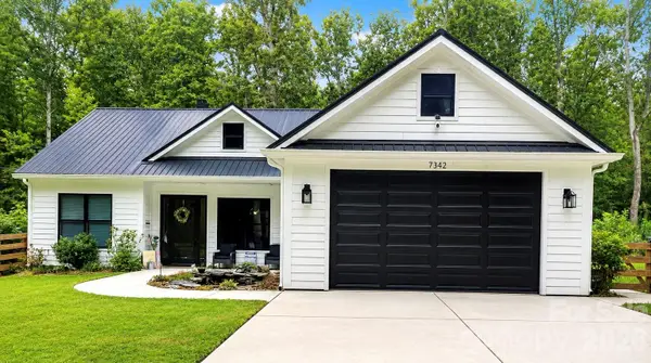 7342 Milan Drive, Huntersville, NC 28078
