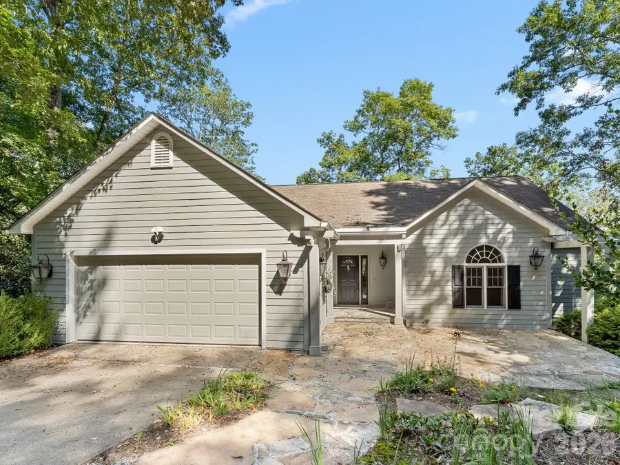 1001 Stone Drive, Brevard, NC 28712 - #2