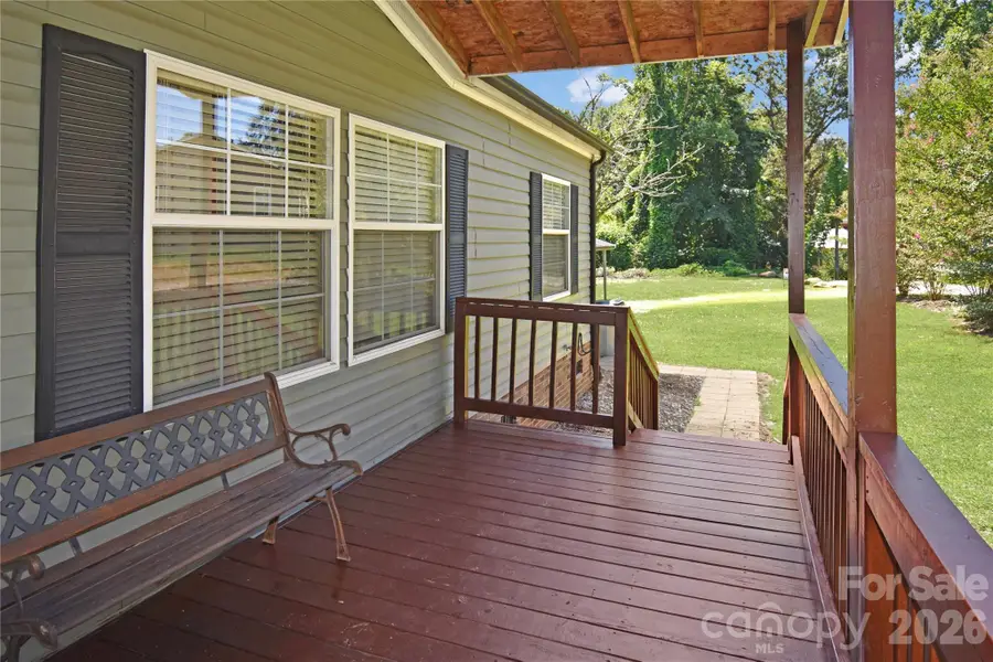 432 Forest Place Nw, Lenoir, NC 28645 - #3