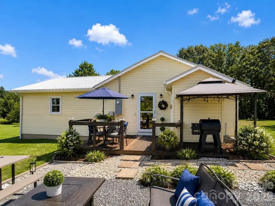 1843 Us Highway 70 Highway, Connelly Springs, NC 28612 - #3