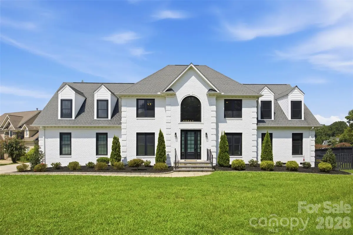 1002 Heather Glen Drive, Matthews, NC 28104 - #1