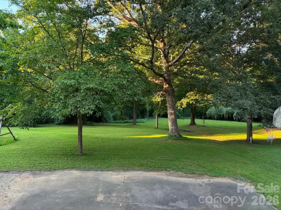 1725 Fred Hinshaw Road, Yadkinville, NC 27055 - #2