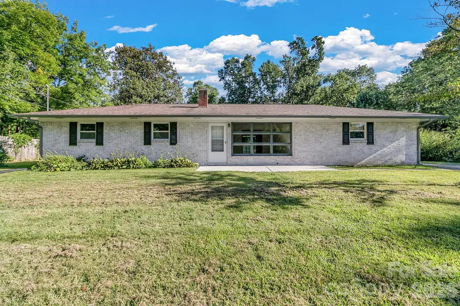 25 Hickory Tree Road, Asheville, NC 28805 - #2