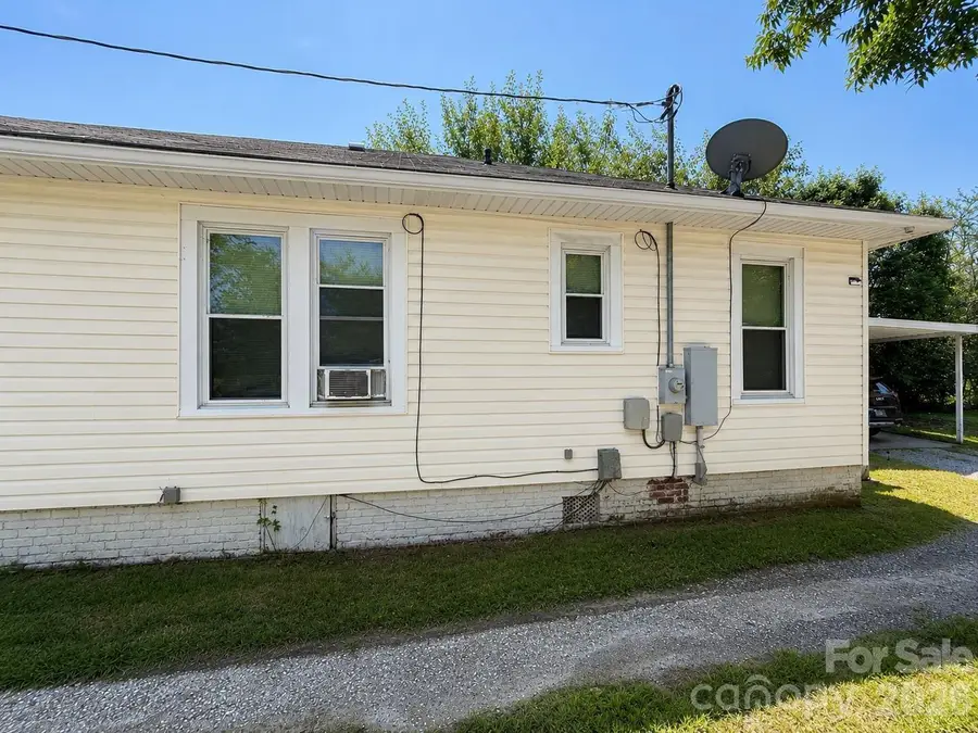 611 W Monroe Street, Salisbury, NC 28144 - #2