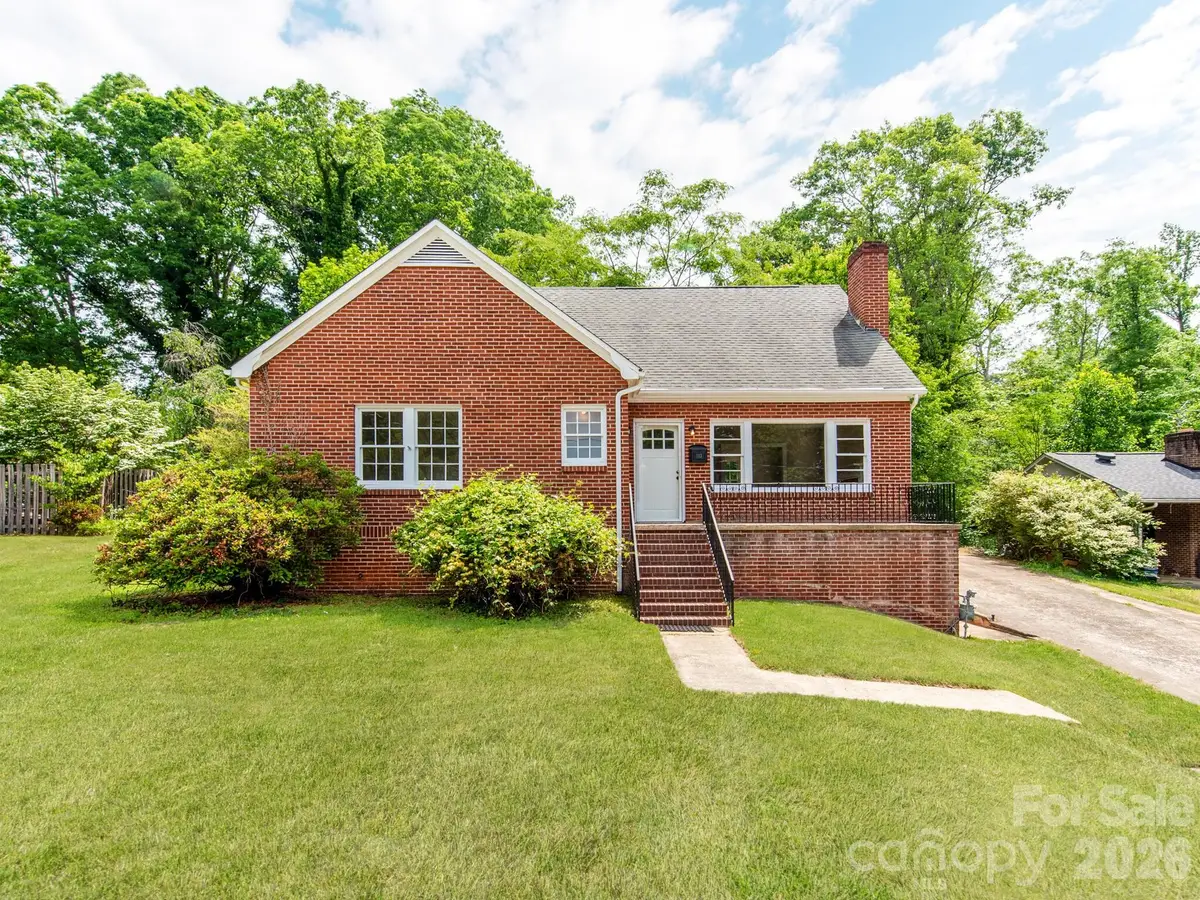 113 Falls Street, Morganton, NC 28655 - #1