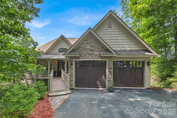 303 Wodigeasgohi Drive, Brevard, NC 28712