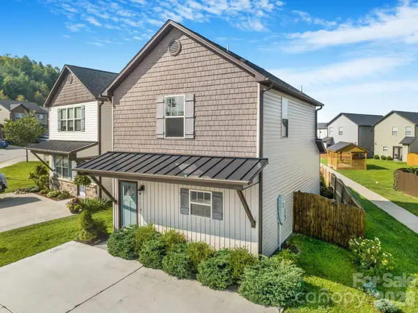 738 Cardwell Lane, Fletcher, NC 28732