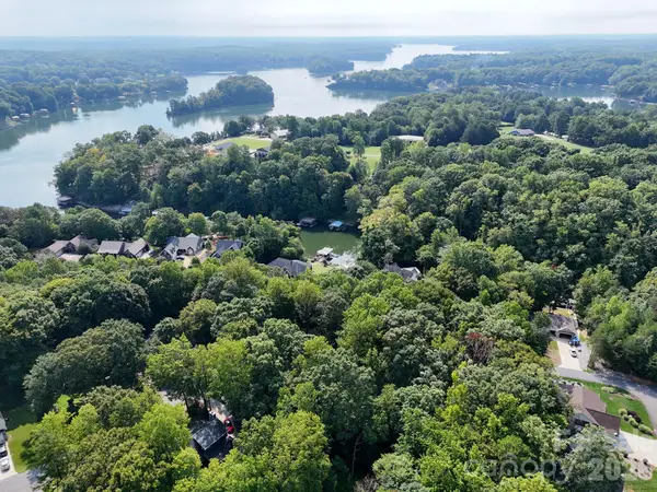 8398 Marina Lane, Catawba, NC 28609