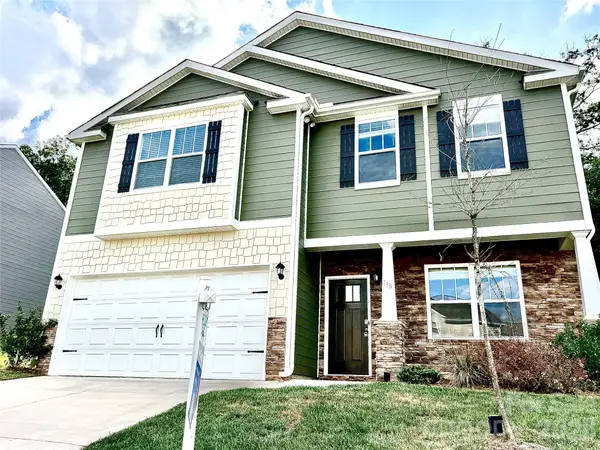 138 Marathon Lane, Candler, NC 28715