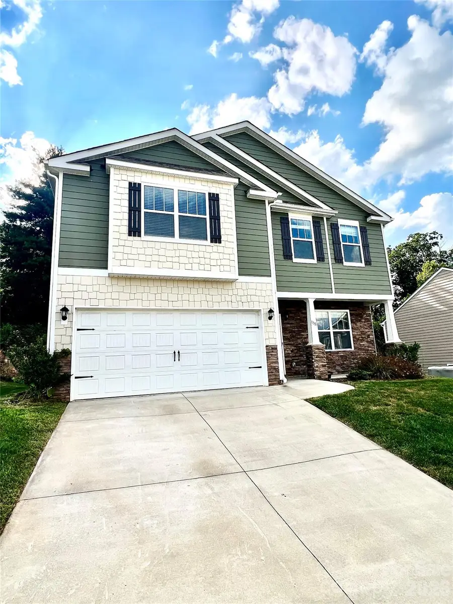 138 Marathon Lane, Candler, NC 28715 - #2