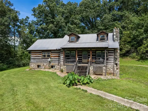 831 Qualla Road, Waynesville, NC 28785