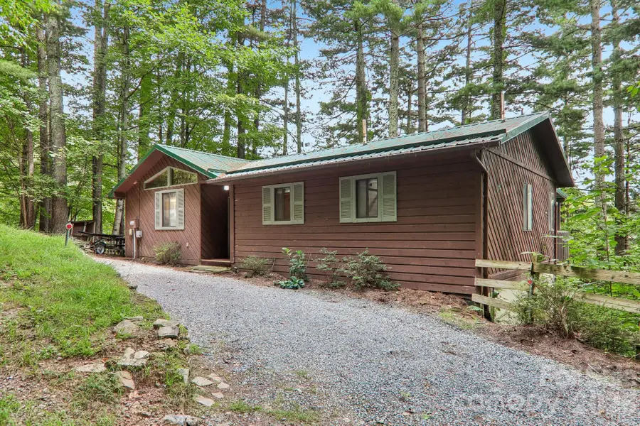 21 Wild Bird Lane, Maggie Valley, NC 28751 - #2