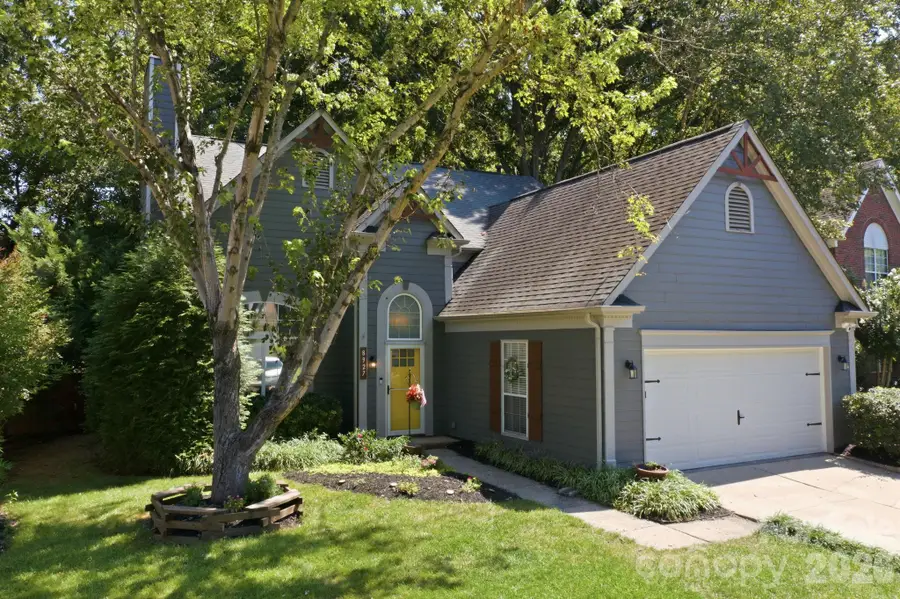 8927 Raven Park Drive, Charlotte, NC 28216 - #3