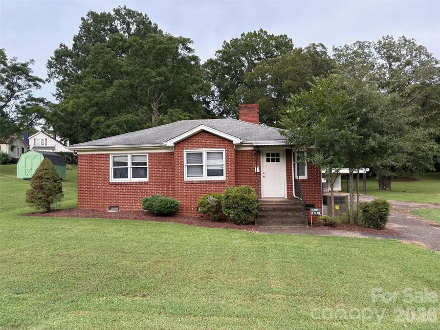 316 E Statesville Avenue, Mooresville, NC 28115 - #2